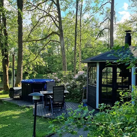 Holiday home Struka *