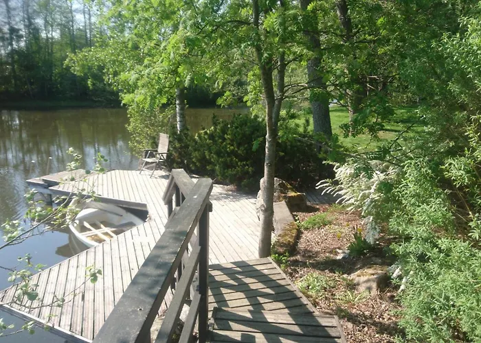 斯图卡度假屋 *